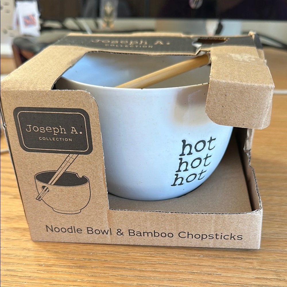 Joseph A.Collection Noodle Bowl w/ Bamboo Chopsticks